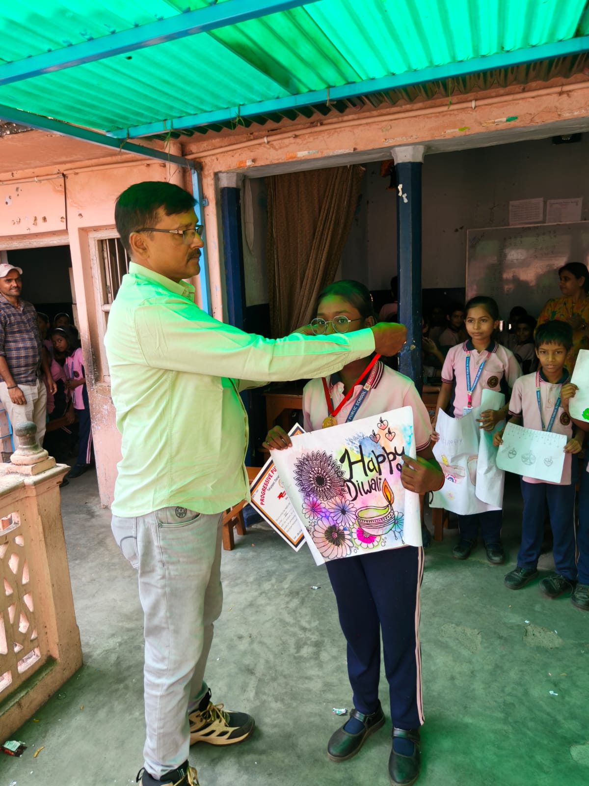 progressive public school